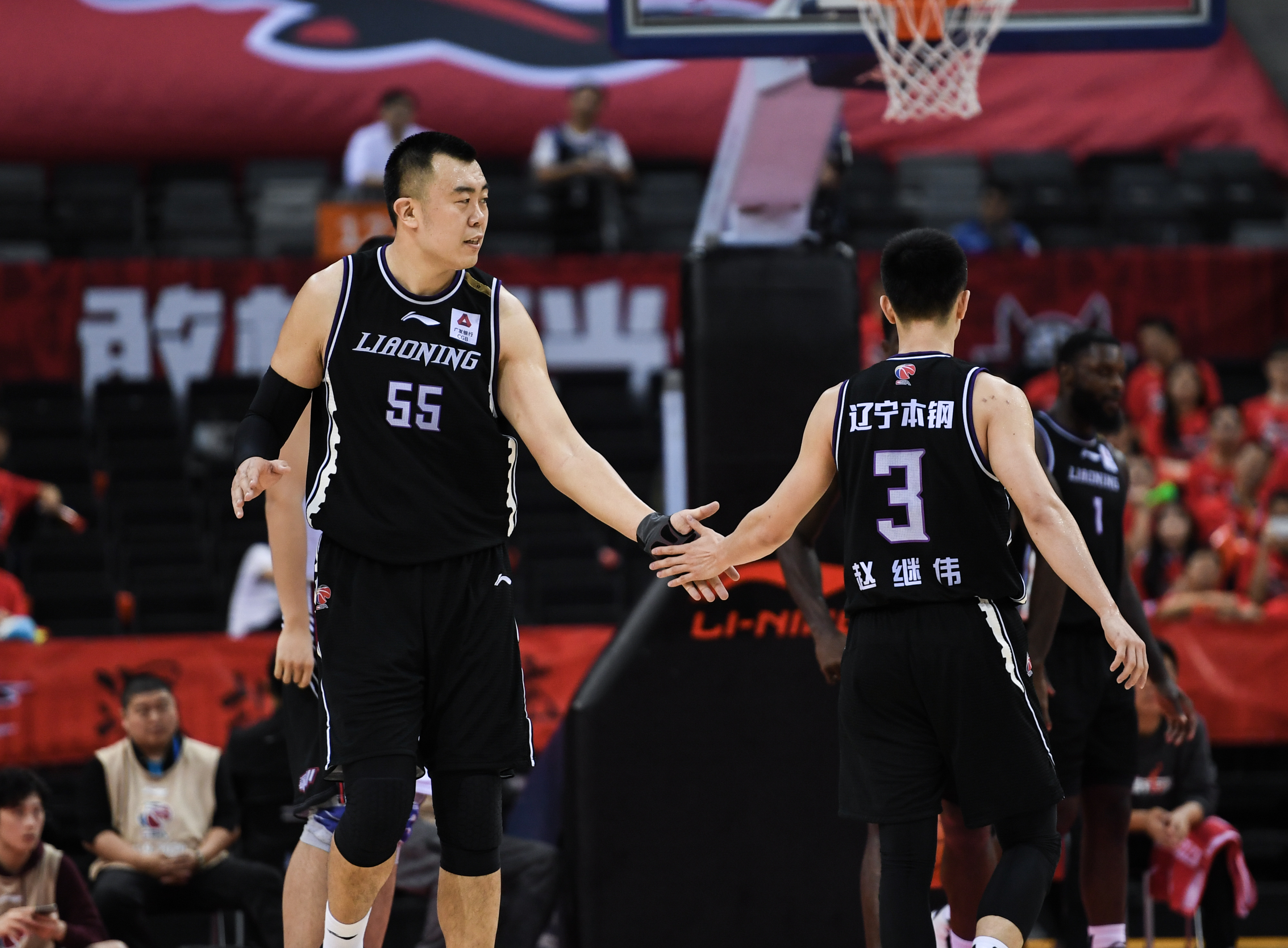 PG电子模拟器试玩在线-包含从里昂战术微调备战意甲到山东泰山单刀错失备战国王杯，国际比赛日辽宁本钢调整名单以备全明星赛的词条